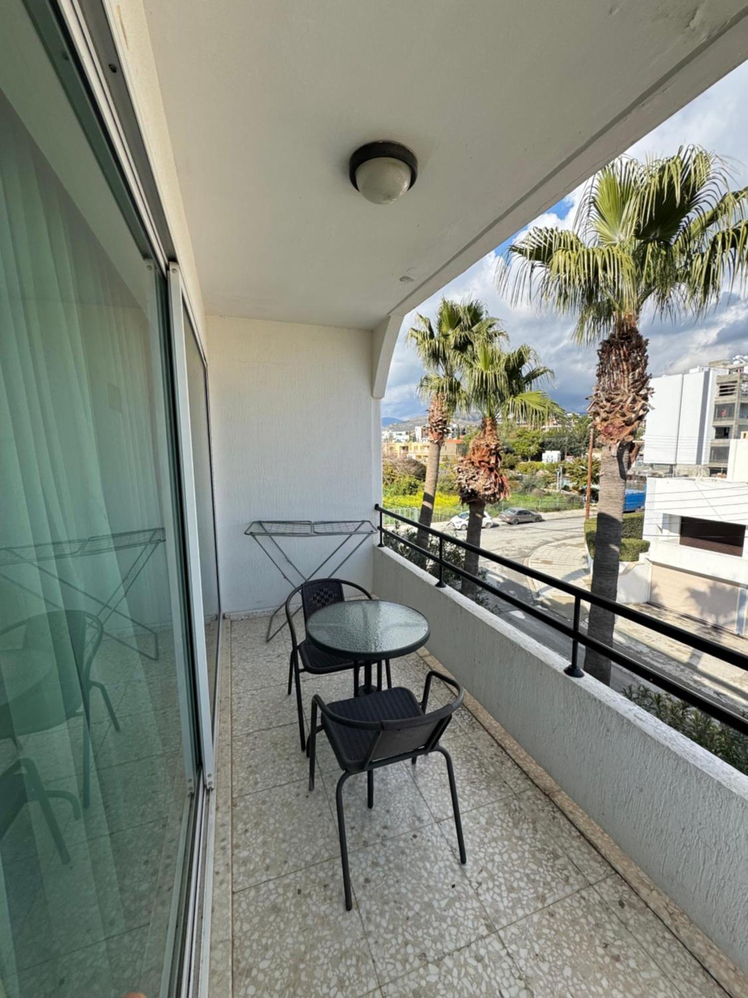 Marianna Hotel Apartments Limassol Luaran gambar