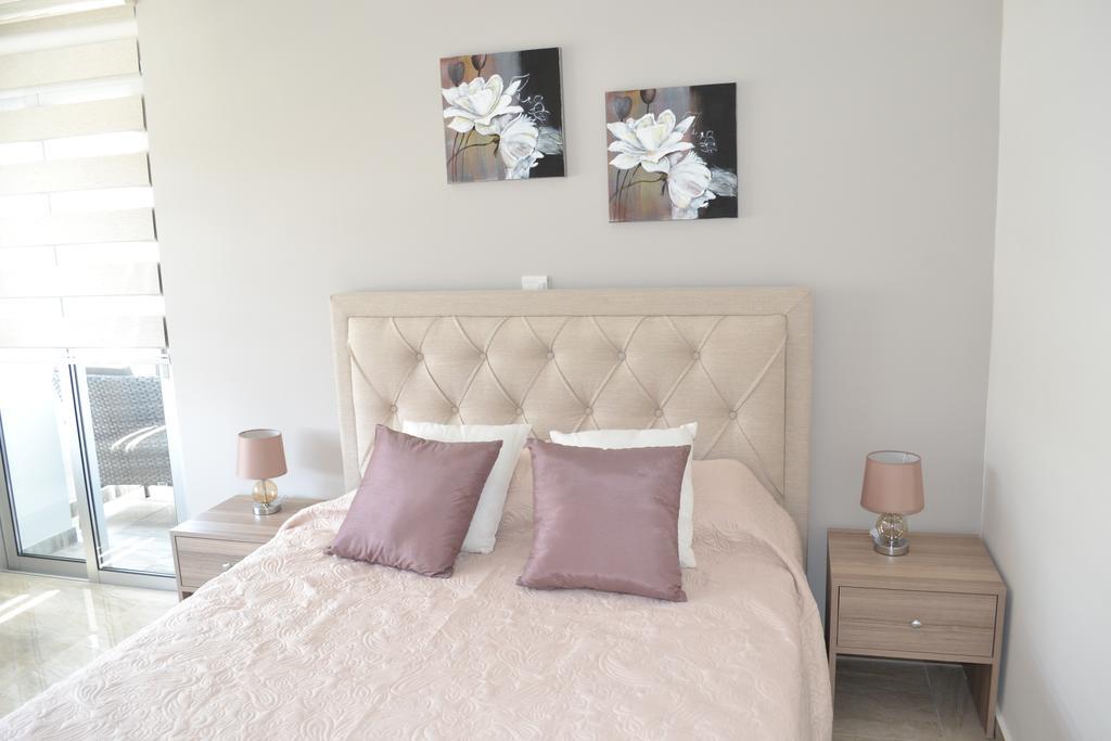 Marianna Hotel Apartments Limassol Luaran gambar