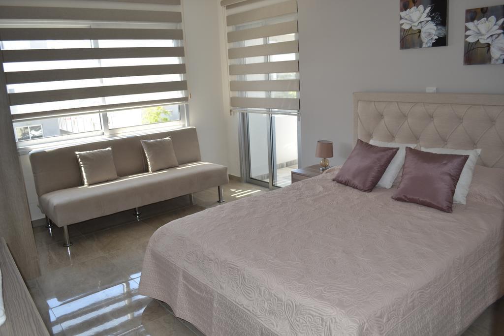Marianna Hotel Apartments Limassol Luaran gambar