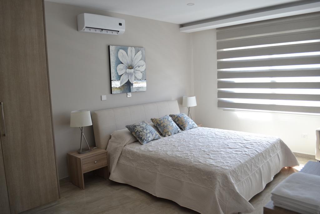 Marianna Hotel Apartments Limassol Luaran gambar